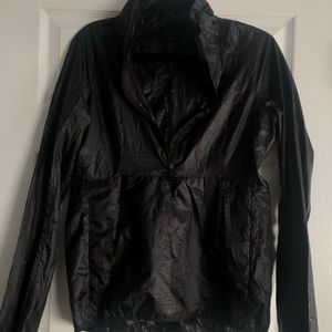 LuLuLemon wind shield jacket